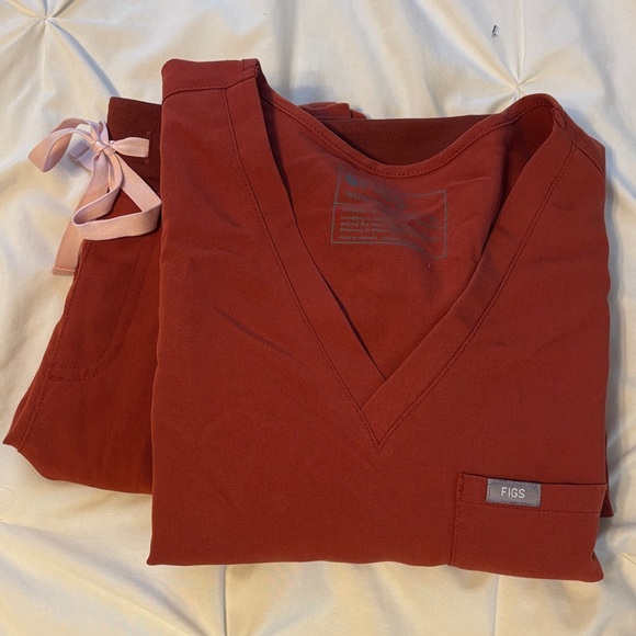 Figs Other - Figs Scrub Set - Auburn